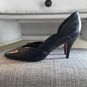 Black Kitten Heels size 7 1/2 EUR 37.5 in EUC